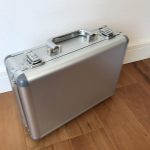 ベイブレードの収納ケースにはアルミのアタッシュケースがおすすめ